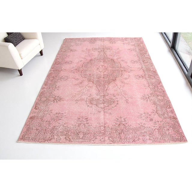 Mid 20th Century Home Living Ethnic Pink Rug For Sale - Image 4 of 9