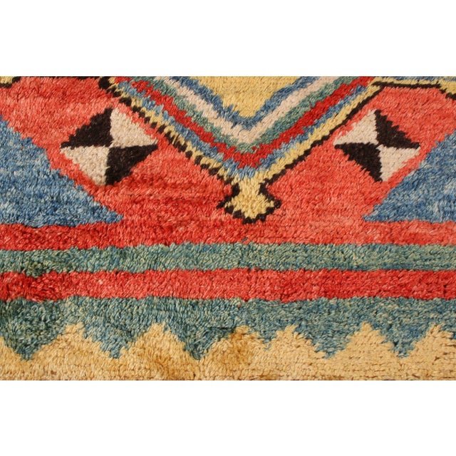 Rug & Kilim Classic Tulu Style Rug Red Green Medallion Tribal Pattern by Rug & Kilim For Sale - Image 4 of 5