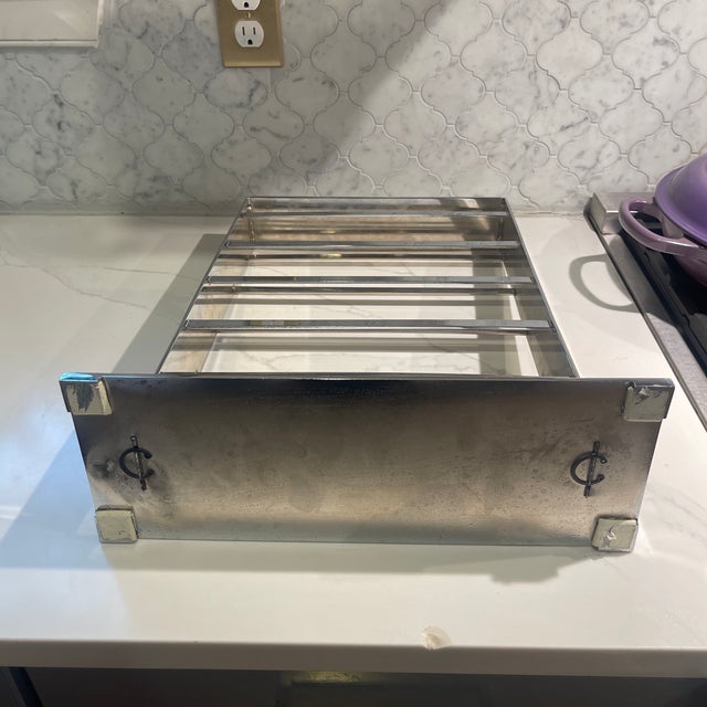 Heavy Chrome Jewelry Stand / Sculptural Metal Organizer | Modern Vertical Display, Late 20th Century For Sale - Image 4 of 8