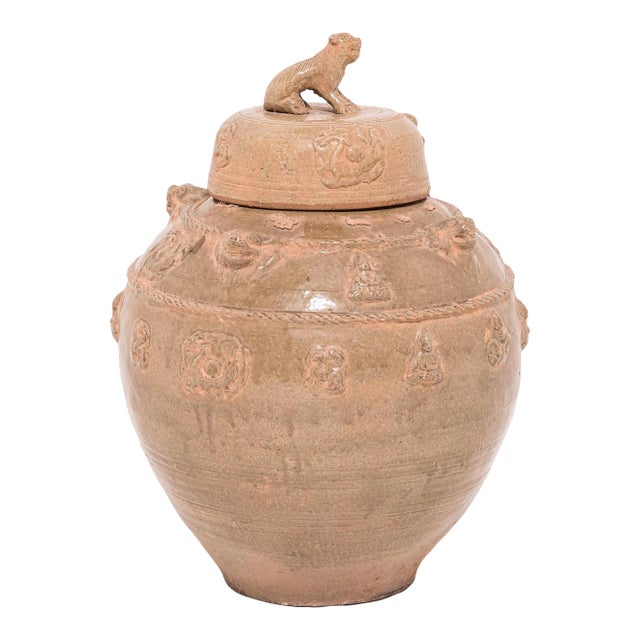 Circa 1800 Chinese Wine Vessel With Shizi Lid For Sale