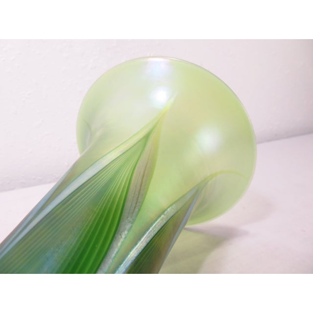 Signed Lundberg Studios Magnolia Pulled Feather Leaf Art Glass Vase Iridescent For Sale - Image 12 of 16