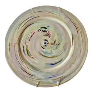 Contemporary Murano Yalos Casa 12.25” Charger Plate — Iridescent White Millefiori Swirl With Wall Hanger For Sale
