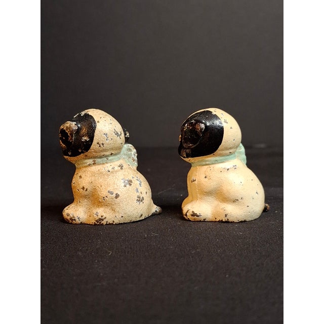 White Pair Antique Hubley Cast Iron Puppo Dog Figurine Paperweights Bee on Hip Grace Drayton For Sale - Image 8 of 15