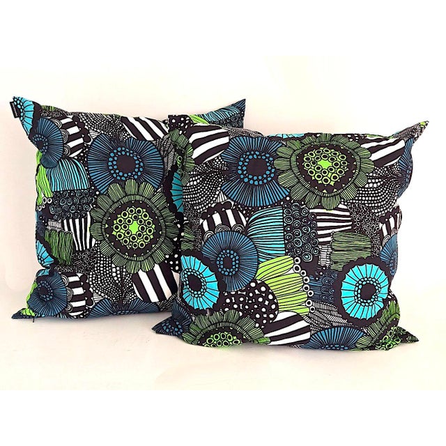Cotton Marimekko "Pieni Siirtolapuutarha" Pillows Designed by Maija Louekari, a Pair For Sale - Image 12 of 12