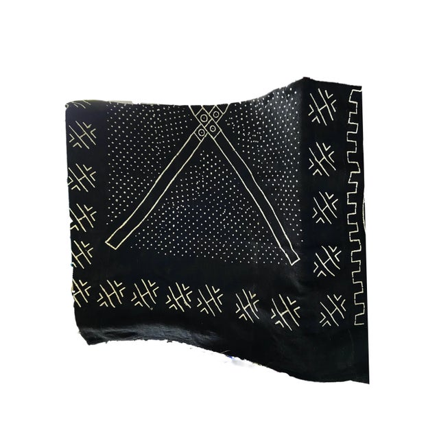 Lg Malian Black & White Mud Cloth Textile 85" For Sale In New York - Image 6 of 9