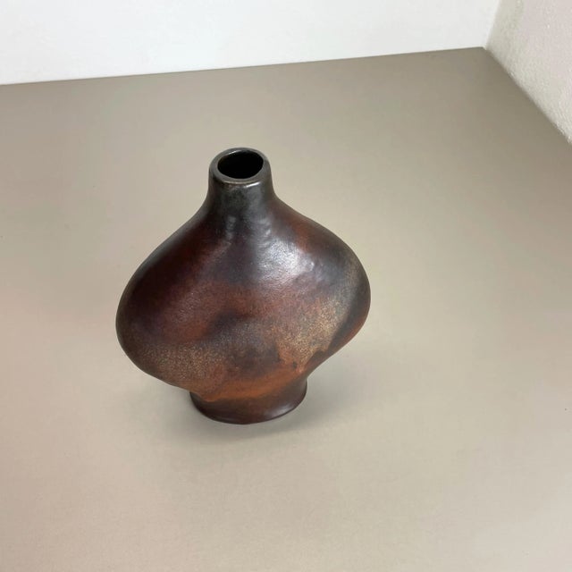 German Fat Lava Ceramic Pottery Vase by Gerda Heukoth for Carstens Tönnieshof, 1970s For Sale - Image 4 of 18
