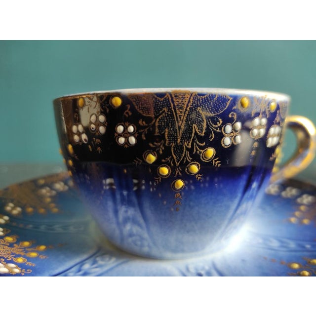 French Art Nouveau Cups and Saucers from K&G Luneville, 1920s, Set of 8 For Sale - Image 4 of 8