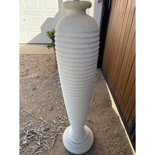 Postmodern Vintage 1980s Postmodern White 1980s White Plaster Textured Ribbed Floor Lamp With Original Lamp Shade For Sale - Image 3 of 12