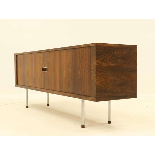 Model RY 25 Sideboard in Rosewood by Hans Wegner for RY Mobler, Denmark, 1960s For Sale - Image 6 of 18