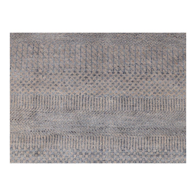 4' x 16' Savannah Hand Knotted Modern Grey Wool & Silk Rug For Sale