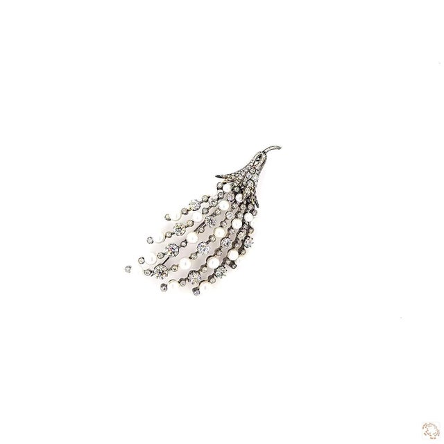 Metal Art Deco 9 Carat Pearl Diamond Gold Brooch For Sale - Image 7 of 9