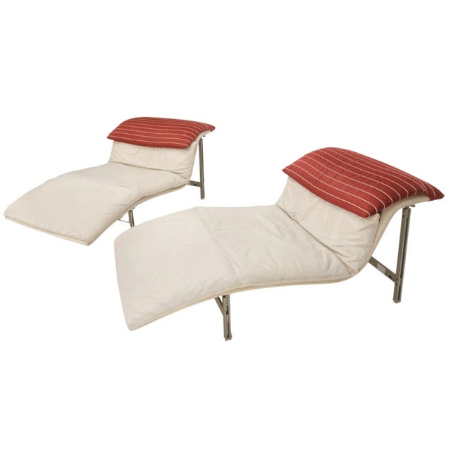 Pair of Sapority Italian Mid Century Modern Leather Chaise Lounges For Sale - Image 13 of 13