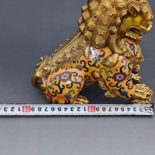 Pair of Vintage Cloisonné Gilt Bronze Guardian Lion Statues With Floral Enamel For Sale In Los Angeles - Image 6 of 13