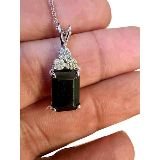 2 Carat Green Tourmaline & Diamond Pendant / Necklace 14 Karat White Gold, 16"l For Sale - Image 4 of 8