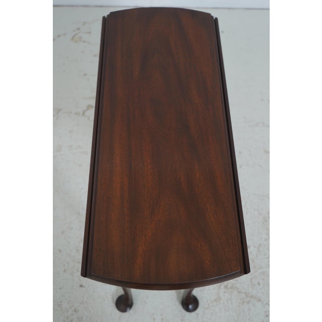 Queen Anne Henkel Harris Spnea Mahogany Drop-Leaf Occasional Table For Sale - Image 3 of 17
