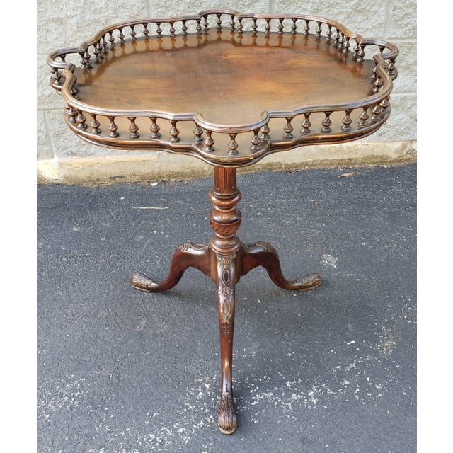 Brown Late Victorian Walnut Galleried Tilt-Top Table, Circa 1890s For Sale - Image 8 of 11