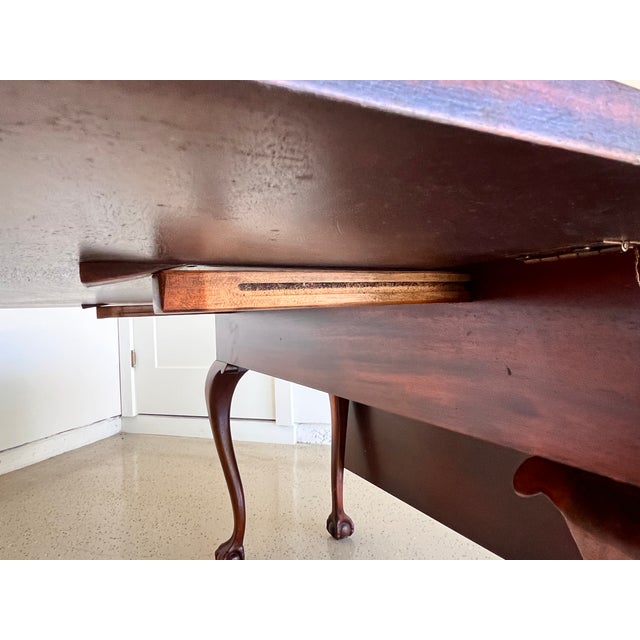 Wood Late 20th Century Queen Ann, Drop Leaf Table in Solid Mahogany Wood by Banks Coldstone Co. For Sale - Image 7 of 13