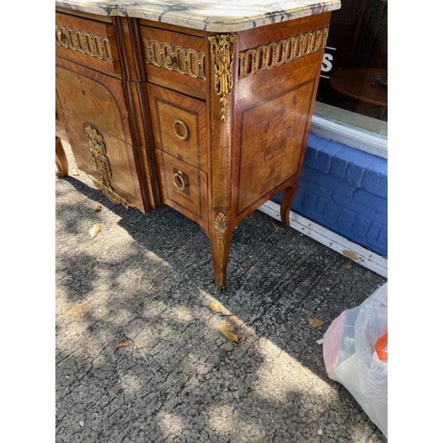 Brown 1880 French Louis XV Walnut Inlaid & Marble Top Chest of Drawers / Commode For Sale - Image 8 of 8