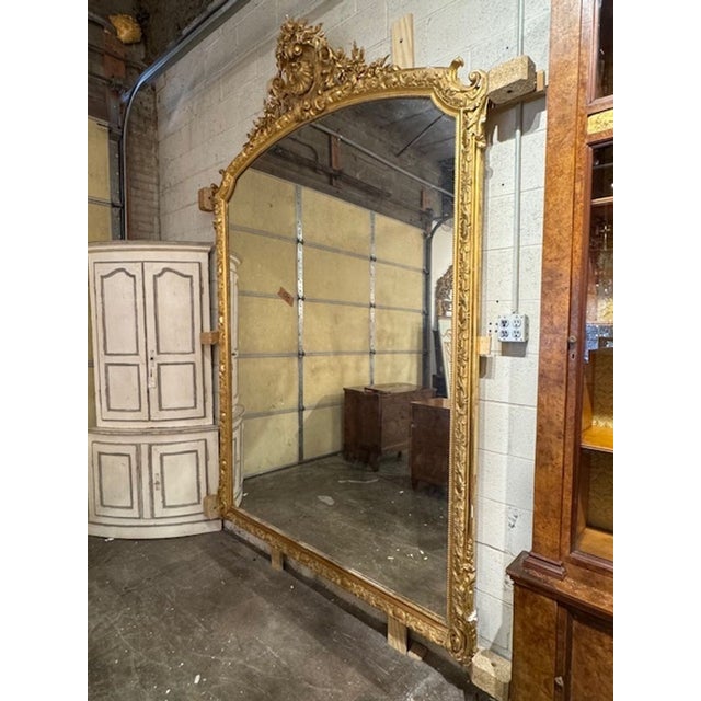 19th Century Large Scale French Louis XVI Carved and Giltwood Mirror For Sale - Image 5 of 5