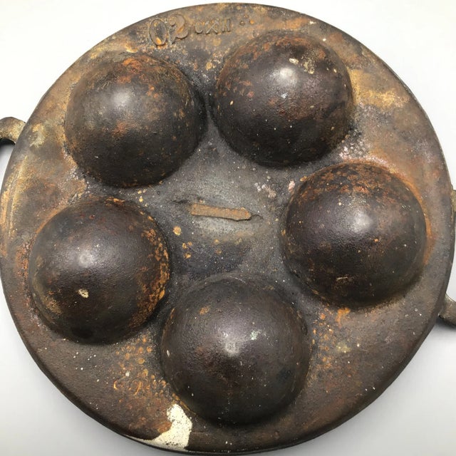 Bimvelo Pastry Pan Enamel Over Cast Iron 5 Cavity For Sale In Sacramento - Image 6 of 12