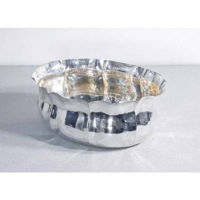 Silver-plated metal centerpiece vase. 20th century. Period 20th century. Materials sheffield, silver-plated metal,...