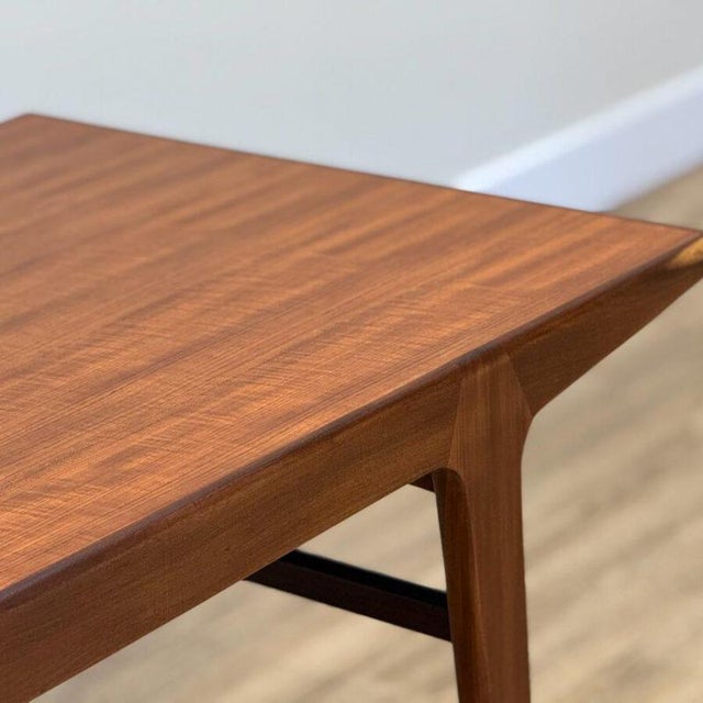 Mid-Century Modern Dining Table For Sale - Image 9 of 15