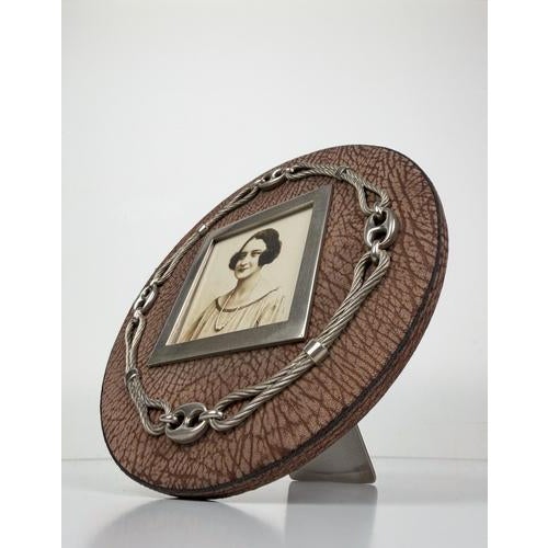 Vintage Nautical Picture Frame with Marine Chains and Leather in the style of Gucci, 1970s For Sale - Image 11 of 14