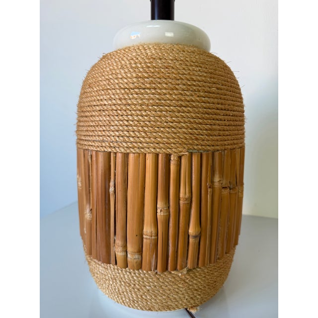 Mid-Century Modern Pair of Vintage Coastal Organic Ceramic Table Lamps With Bamboo and Rope Wrap, 1970s For Sale - Image 3 of 12