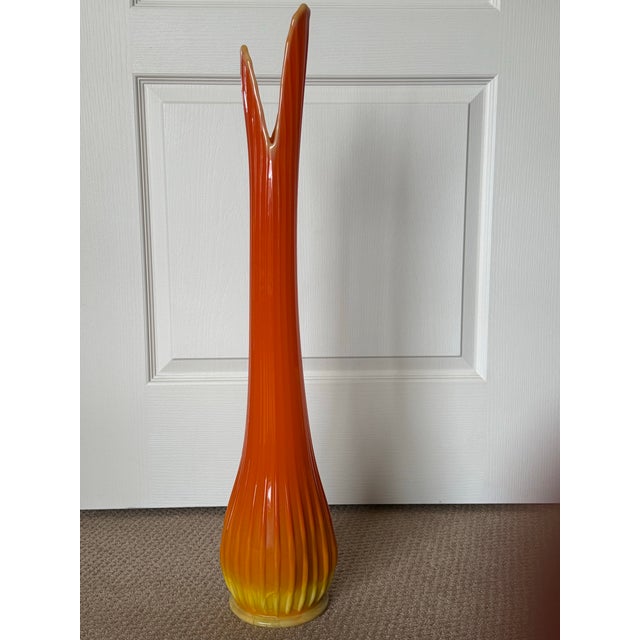 Vintage 60's Bittersweet l.e. Smith Orange Art Glass Swung Vase 30 1/2" Tall MCM Handblown Floor Vase For Sale In Baltimore - Image 6 of 15