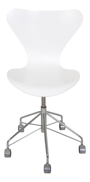 White 3117 Office Chair by Arne Jacobsen, 2000s