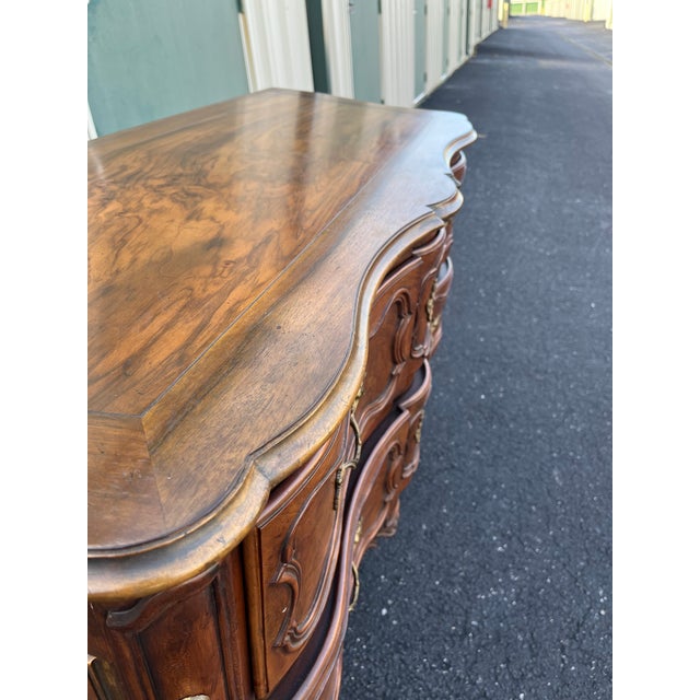 1980s Baker Furniture Louis XV Walnut Chest of Drawers or Commode For Sale - Image 11 of 12