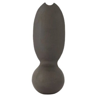 Itera Black Single Vase by Ia Kutateladze For Sale