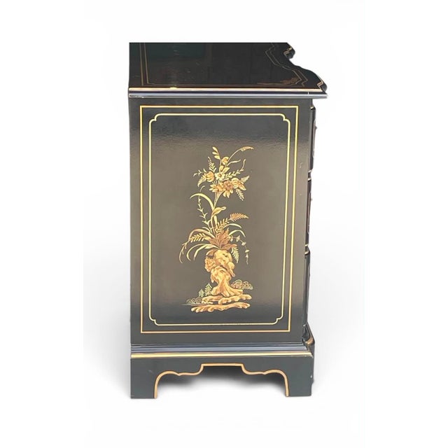 Drexel Heritage Vintage Chinoiserie Gilt Decorated Blockfront 3-Drawer Chest Et Cetera Collection For Sale - Image 9 of 12