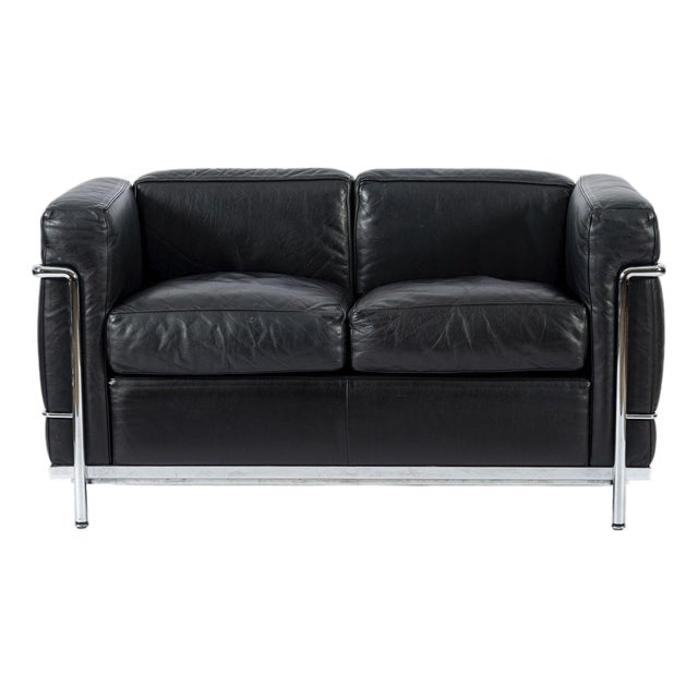Authentic Cassina Lc2 Black Leather Two-Seat Sofa by Le Corbusier 1994 For Sale
