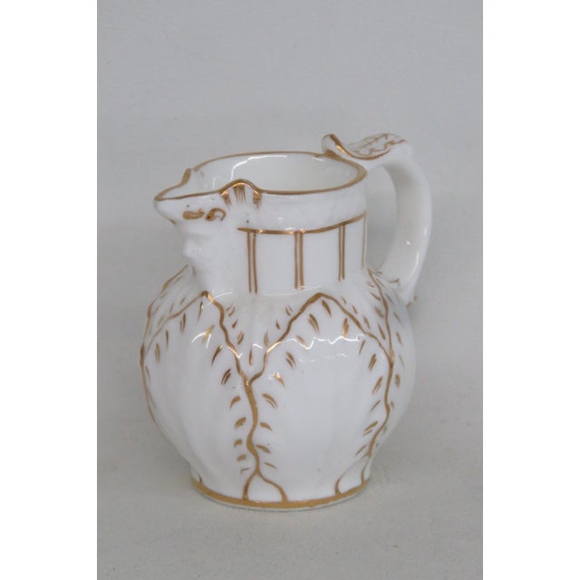 Mid 20th Century White Porcelain Ceramic Small Creamer Milk Jug With Gold Gilt Trim Details For Sale - Image 14 of 15