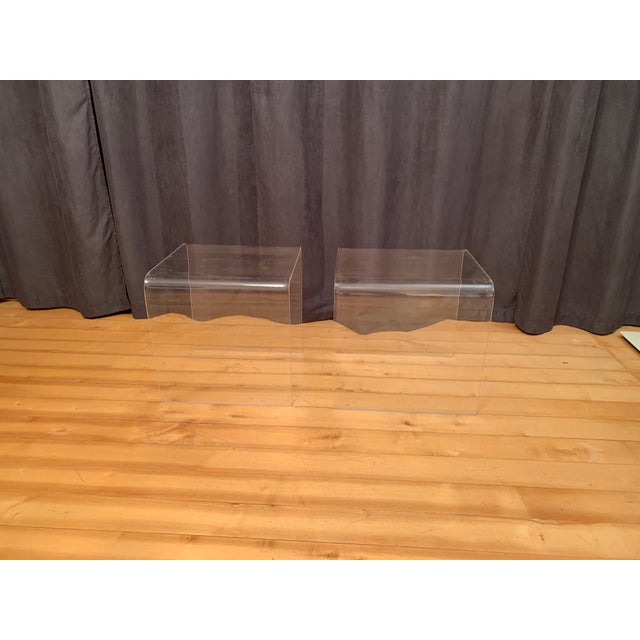 Vintage Side Tables in Acrylic, 1970s, Set of 2 For Sale - Image 12 of 18