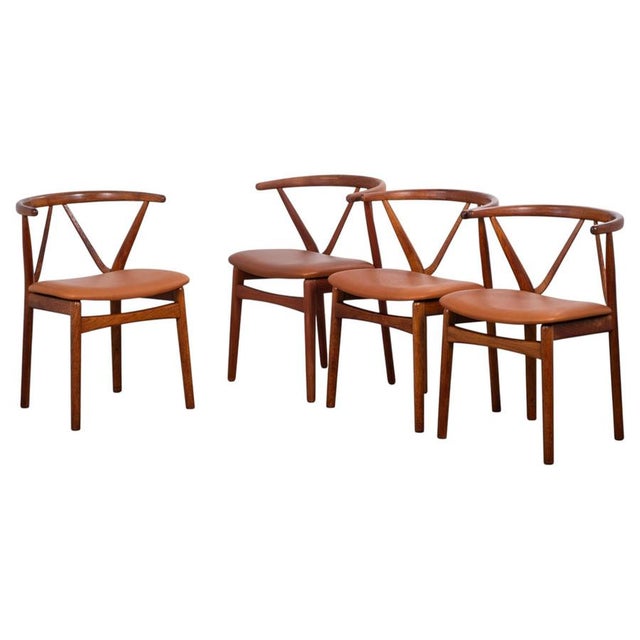 Model 255 Dining Chairs by Henning Kjærnulf for Bruno Hansen, Denmark, 1960s, Set of 4 For Sale - Image 13 of 13