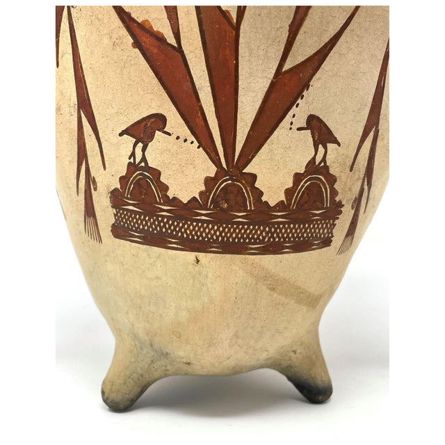 Mexican 1950s Terracotta Pot From Chiapas, Mexico - 12" H X 8" Diam. For Sale - Image 3 of 9