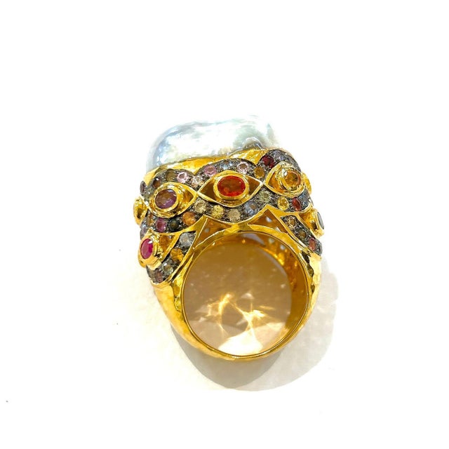Gemstone Bochic “Orient” Multi Sapphire & Pearl Cocktail Ring Set In 18K Gold & Silver, Size 7 For Sale - Image 7 of 12