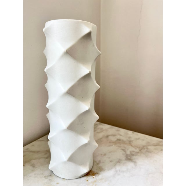 White Vintage Space Age Op Art Bisque Porcelain Model 501 Vase from Scherzer, Germany, 1970s For Sale - Image 8 of 14