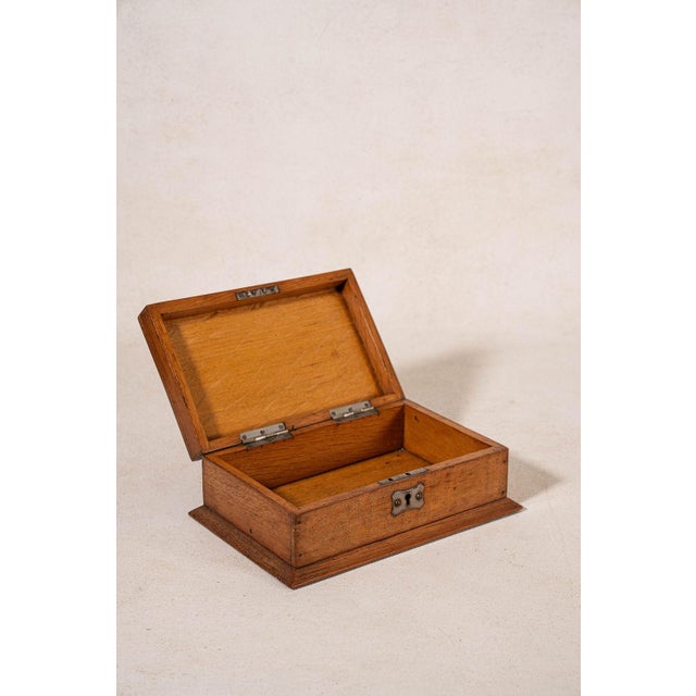 Antique English Oak Box With Shield For Sale In Charleston - Image 6 of 8