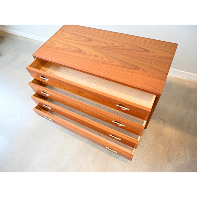 Vintage 4-Drawer Chest of Drawers in Teak by Hans Wagner for Ry Möbler For Sale - Image 16 of 16