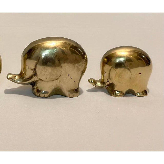 1970s Hollywood Regency "Pudgy" Brass Elephant Family Paperweight by Turtle and Crane - Set of 4 For Sale In Mobile - Image 6 of 8
