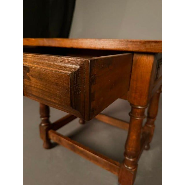 English Pair of American Country English Pine Side Tables With Walnut Finish, Circa 1920s For Sale - Image 3 of 18