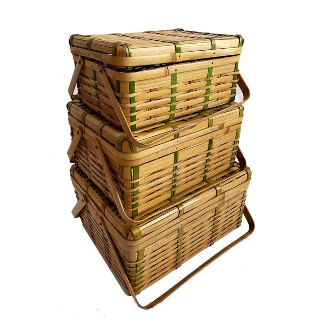 Picnic Baskets - Set of Three For Sale In Providence - Image 6 of 9