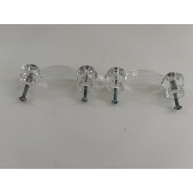 Silver Pair of Vintage Clear Glass Bridge Drawer Pulls, 1930s–1940s Glass Cabinet Knobs== For Sale - Image 8 of 18
