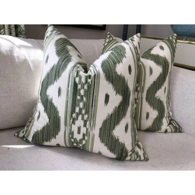 Not Yet Made - Made To Order Quadrille China Sea “Bali Hai” Complete Pillows With Down Inserts in Sea Green on Tint- a Pair For Sale - Image 5 of 6