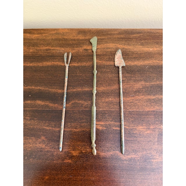 Collection of Three Ancient Roman Bronze Medical Instruments on Custom Museum Mounts For Sale - Image 9 of 9