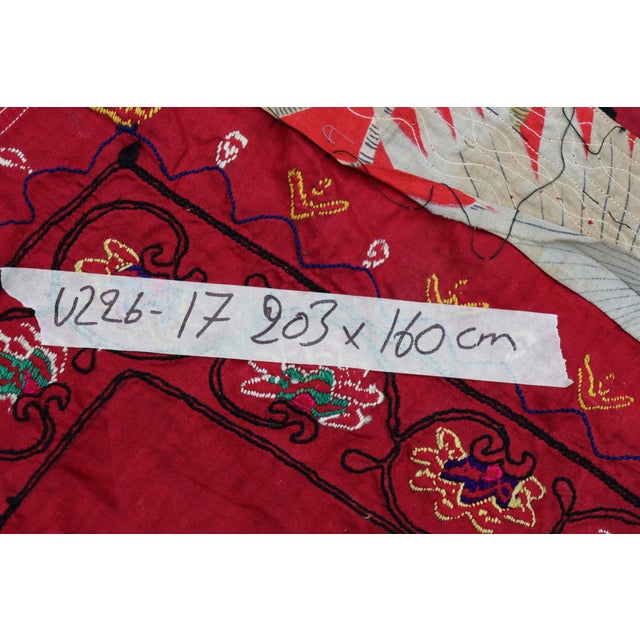 Vintage Hand-Embroidered Suzani Wall Hanging, 1920s For Sale - Image 14 of 18