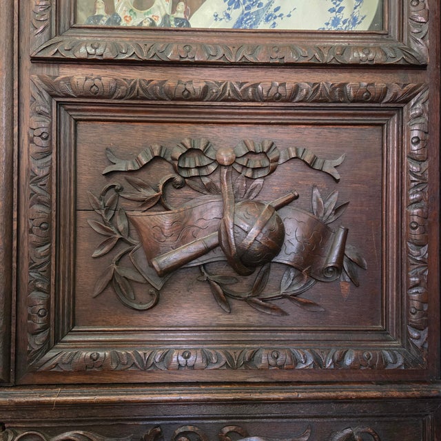 Gorgeous 19th Century French Carved Oak Bookcase With Turned Supports and Decorative Frieze For Sale - Image 18 of 18